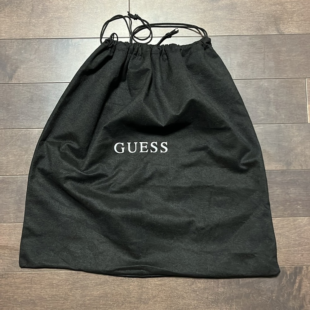 Guess dust bag